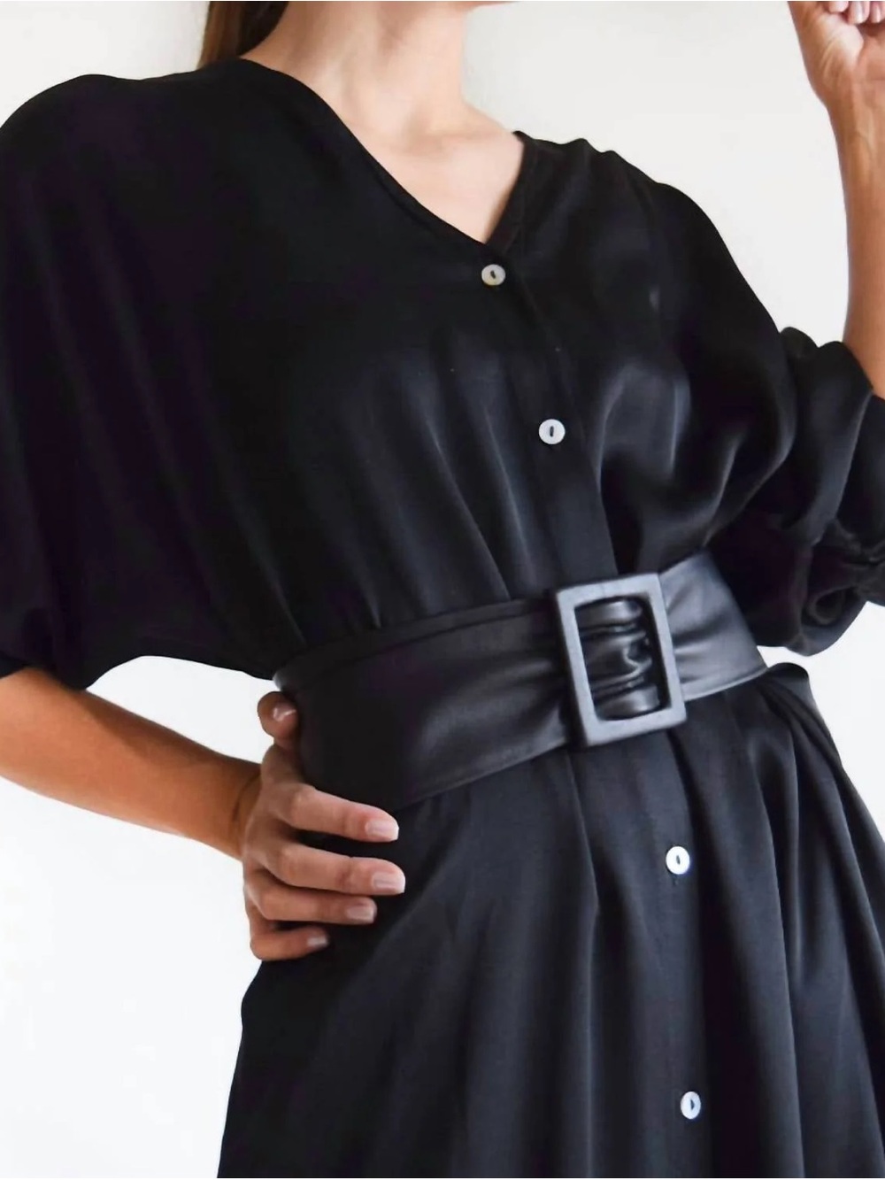 New ADA APROPOS Belt in Black - Wide Black Leather Belt with Covered Buckle
